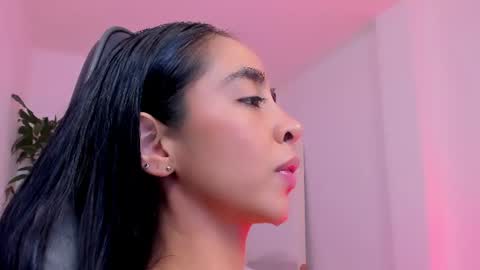 sophierooy online show from 07-28-26, 12:48