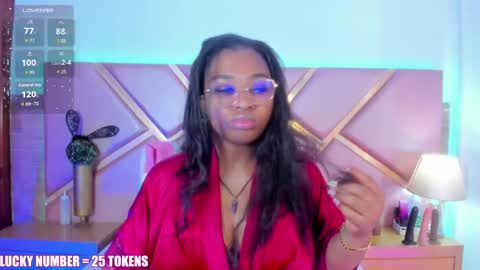 Sophie online show from 06-08-26, 11:43