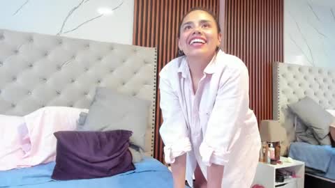 My name is Sofia online show from 05-11-26, 04:04