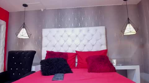 SophieWinslow online show from 01-06-25, 03:40