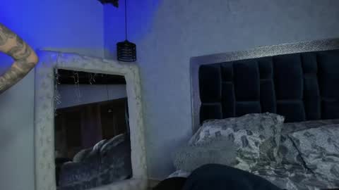 sophi online show from 02-19-25, 04:12