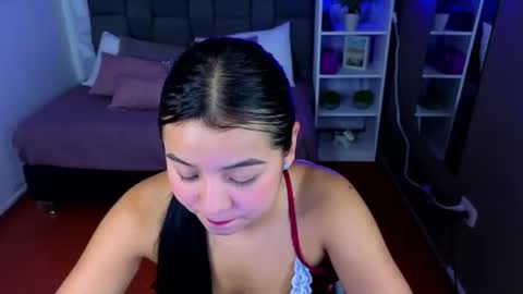 Snapshot of sophyadams_ chatting on 06-17-26, 05:21 Sophy online show from 06-17-26, 05:21