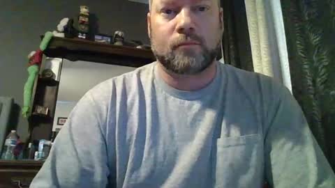 Snapshot of soro00421 chatting on 03-05-25, 08:10 soro00421 online show from 03-05-25, 08:10