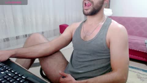 Snapshot of sorrymybadd chatting on 10-29-25, 09:05 luis online show from 10-29-25, 09:05