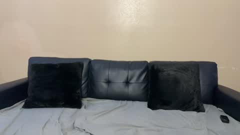 Snapshot of sosabless chatting on 02-08-25, 04:14 sosabless and sosalady online show from 02-08-25, 04:14