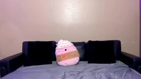 Snapshot of sosabless chatting on 10-24-25, 04:53 sosabless and sosalady online show from 10-24-25, 04:53