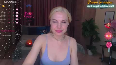 Snapshot of soul_liza chatting on 10-04-25, 01:36 Lisa online show from 10-04-25, 01:36