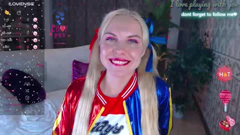 Snapshot of soul_liza chatting on 10-10-25, 01:59 Lisa online show from 10-10-25, 01:59