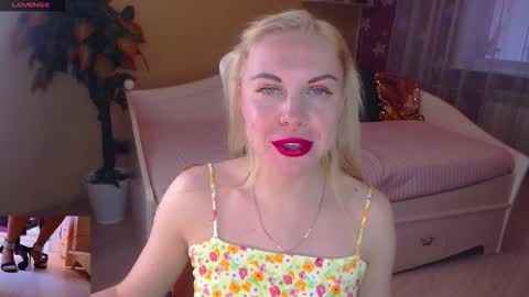 Snapshot of soul_liza chatting on 10-14-25, 03:51 Lisa online show from 10-14-25, 03:51