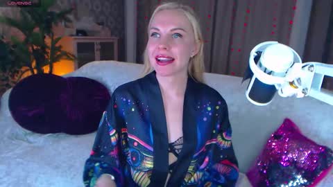 Snapshot of soul_liza chatting on 11-26-25, 07:09 Lisa online show from 11-26-25, 07:09