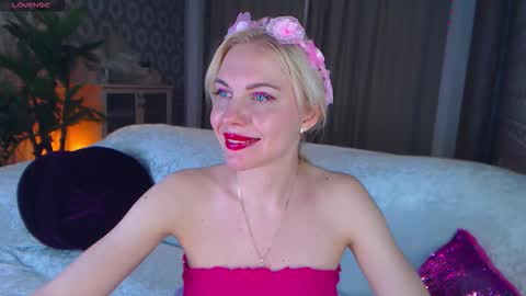 Snapshot of soul_liza chatting on 12-01-25, 07:02 Lisa online show from 12-01-25, 07:02