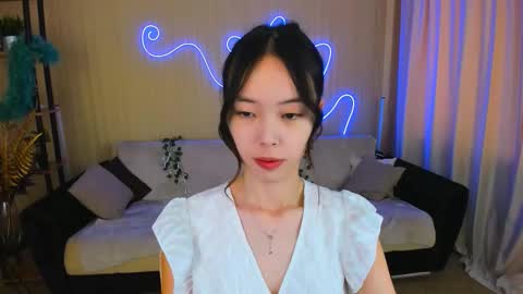 Snapshot of soulharmoonyy chatting on 10-11-25, 10:14 soulharmoonyy online show from 10-11-25, 10:14