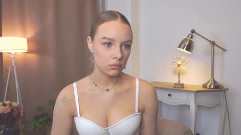 Anna online show from 02-04-26, 01:06