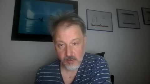 Snapshot of soundshark1974 chatting on 04-26-26, 12:19 Soundshark online show from 04-26-26, 12:19
