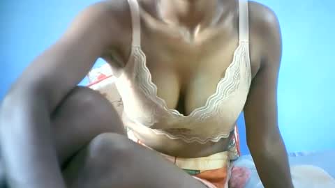 sourayaa online show from 02-28-26, 07:42