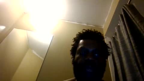 Snapshot of source1012 chatting on 11-13-25, 02:16 source1012 online show from 11-13-25, 02:16