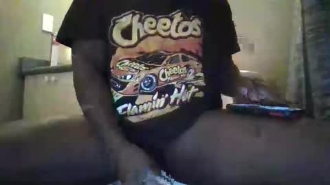 Snapshot of source1012 chatting on 11-26-25, 12:28 source1012 online show from 11-26-25, 12:28