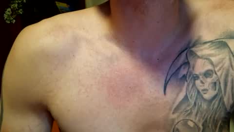 Snapshot of southboy2410 chatting on 10-02-25, 01:51 southboy2410 online show from 10-02-25, 01:51