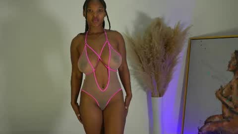 Snapshot of sow_fitt chatting on 05-10-26, 12:32 sow_fitt online show from 05-10-26, 12:32
