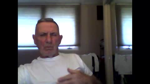 sox1957 online show from 12-17-25, 08:48