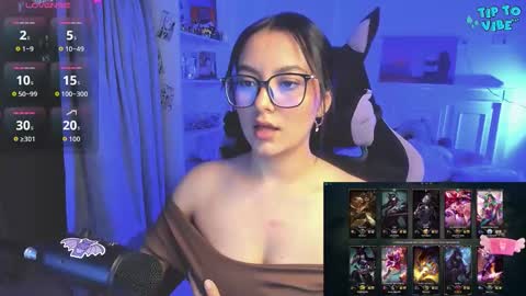 Lili online show from 11-09-25, 12:53