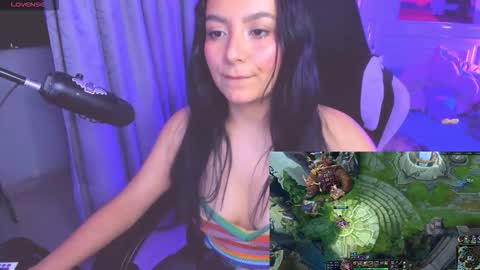 Lili online show from 03-11-26, 01:22