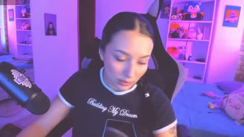 Lili online show from 08-04-26, 08:11