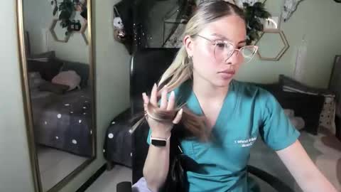 Marce  online show from 03-09-26, 08:35