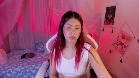 Sarah Valentina online show from 12-17-25, 01:55