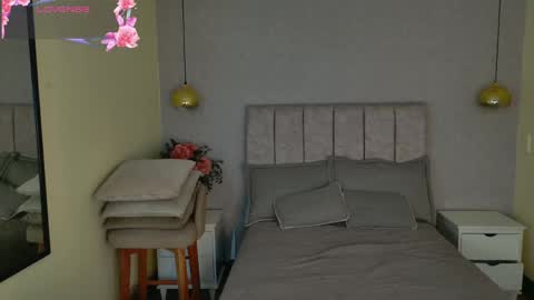 Snapshot of soy_sheila chatting on 05-17-26, 01:47 sheila smitt online show from 05-17-26, 01:47