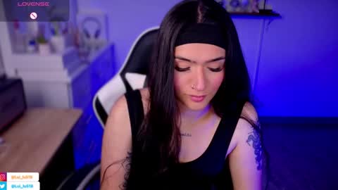 Snapshot of soyabby_ chatting on 10-26-25, 11:20 Luisa online show from 10-26-25, 11:20