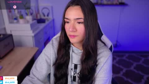 Snapshot of soyabby_ chatting on 11-13-25, 10:19 Luisa online show from 11-13-25, 10:19