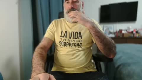 Snapshot of soyelpoti79 chatting on 03-02-25, 01:27 WhiteWolfFL online show from 03-02-25, 01:27