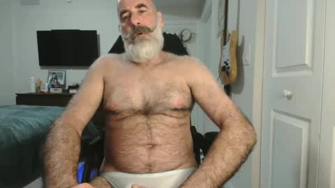 Snapshot of soyelpoti79 chatting on 03-09-25, 11:46 WhiteWolfFL online show from 03-09-25, 11:46