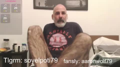 Snapshot of soyelpoti79 chatting on 06-20-26, 12:19 WhiteWolfFL online show from 06-20-26, 12:19