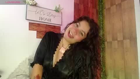 Snapshot of soygreeicy chatting on 06-27-26, 05:34 greeicy online show from 06-27-26, 05:34