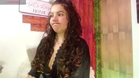Snapshot of soygreeicy chatting on 07-04-26, 05:35 greeicy online show from 07-04-26, 05:35
