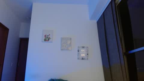 Snapshot of soysilvanna_ chatting on 05-10-26, 05:01 online show from 05-10-26, 05:01