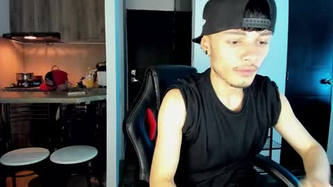 Snapshot of soytae chatting on 01-16-25, 12:45 soytae online show from 01-16-25, 12:45