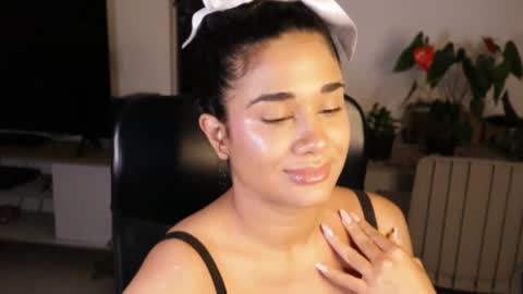 You want to talk to me more personal follow me in My Channel VIP  50 the discount       online show from 10-15-25, 11:38