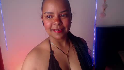 Snapshot of soytucolor chatting on 12-12-24, 10:09 Paula  add me on snap online show from 12-12-24, 10:09