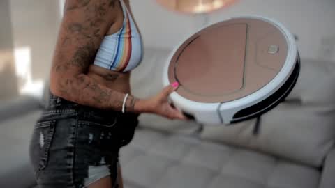 Snapshot of soytulu_ chatting on 01-08-25, 06:52 brisa s online show from 01-08-25, 06:52