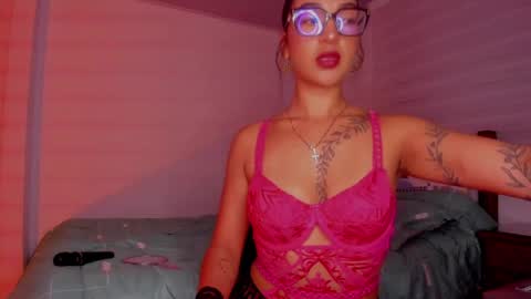 VANESSA  online show from 04-28-26, 08:41