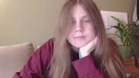 Alisa online show from 06-18-26, 02:32