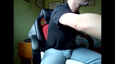 Manu  online show from 04-20-26, 03:59