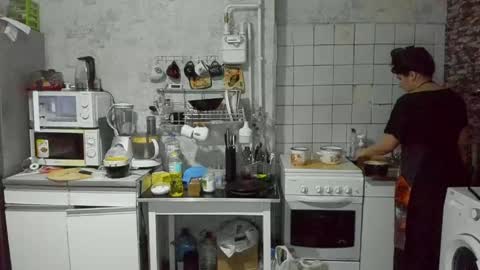 Evgenia online show from 04-17-26, 10:13