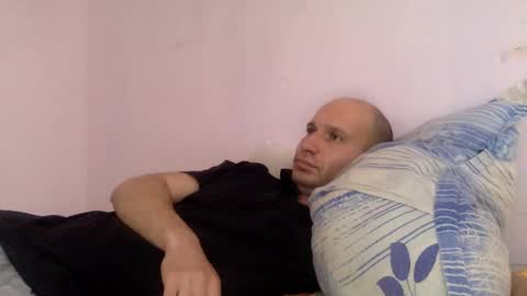 Snapshot of sparei7 chatting on 12-04-24, 12:47 Snaiky online show from 12-04-24, 12:47