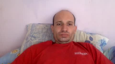 Snapshot of sparei7 chatting on 12-17-24, 12:33 Snaiky online show from 12-17-24, 12:33