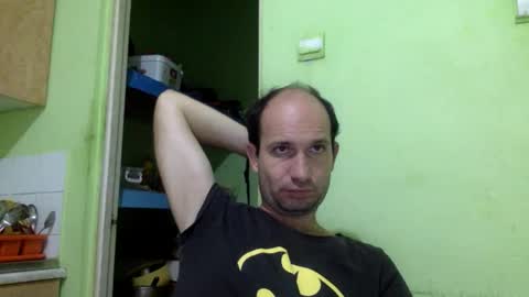 Snapshot of sparei7 chatting on 11-06-25, 10:32 Snaiky online show from 11-06-25, 10:32