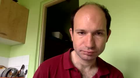 Snapshot of sparei7 chatting on 04-30-26, 10:43 Snaiky online show from 04-30-26, 10:43